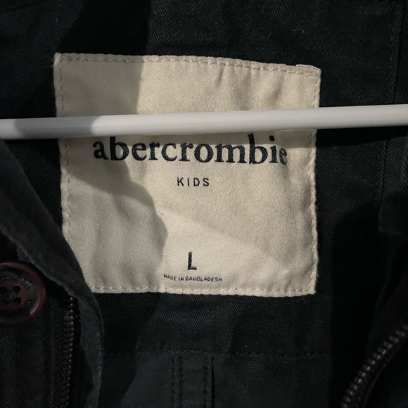 Kids Abercrombie jacket size Large - Picture 3 of 3